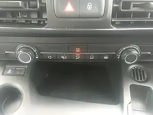 Used 2019 Vauxhall Combo Sportive White - Interior and Exterior details 12