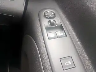 Used 2019 Vauxhall Combo Sportive White - Interior and Exterior details 16