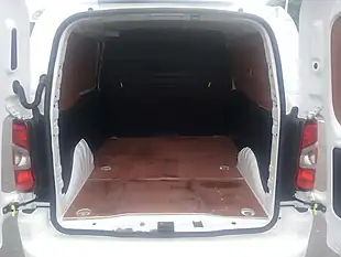 Used 2019 Vauxhall Combo Sportive White - Interior and Exterior details 17