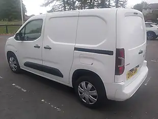 Used 2019 Vauxhall Combo Sportive White - Interior and Exterior details 5
