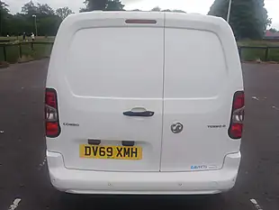Used 2019 Vauxhall Combo Sportive White - Interior and Exterior details 6