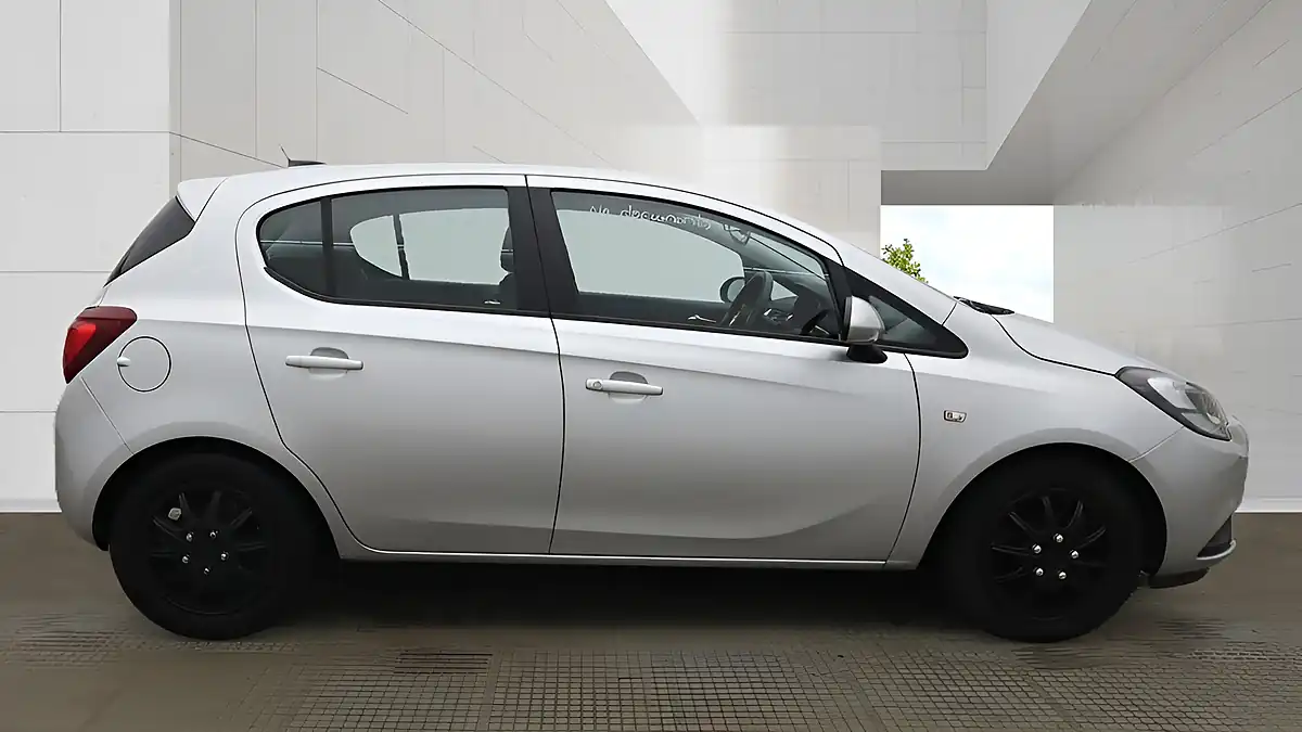 Used 2019 Vauxhall Corsa Design Silver - Interior and Exterior details 6
