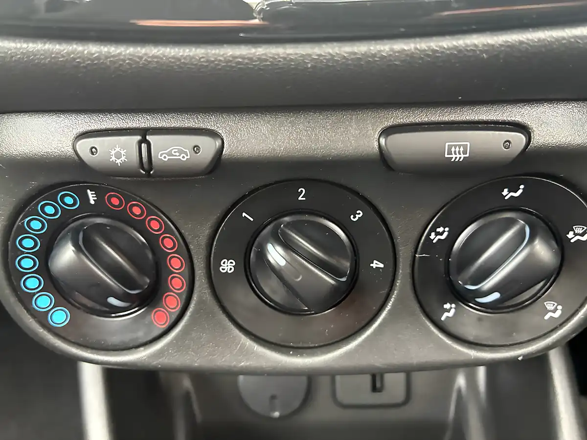 Used 2019 Vauxhall Corsa Energy Black - Interior and Exterior details 16