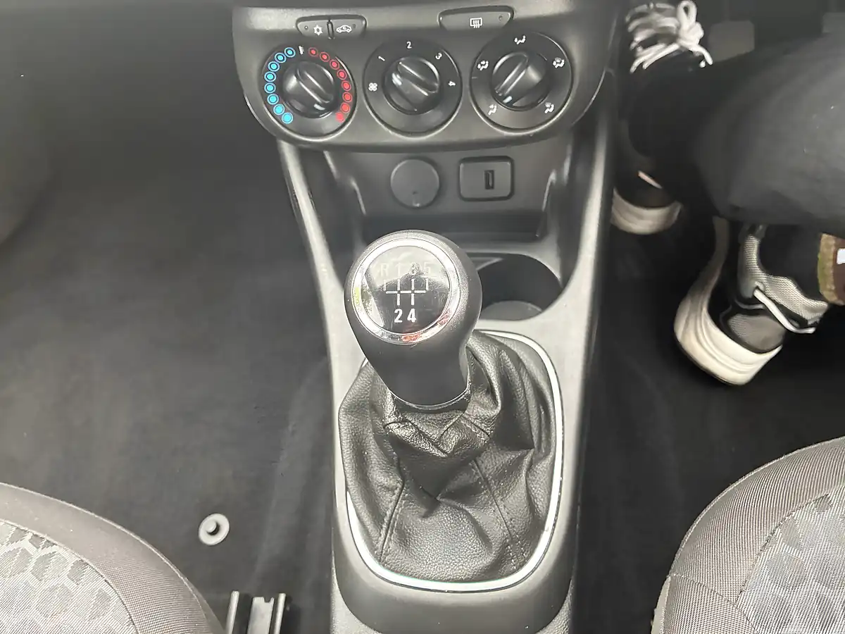 Used 2019 Vauxhall Corsa Energy Black - Interior and Exterior details 17