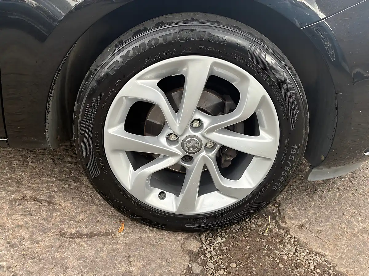 Used 2019 Vauxhall Corsa Energy Black - Interior and Exterior details 9