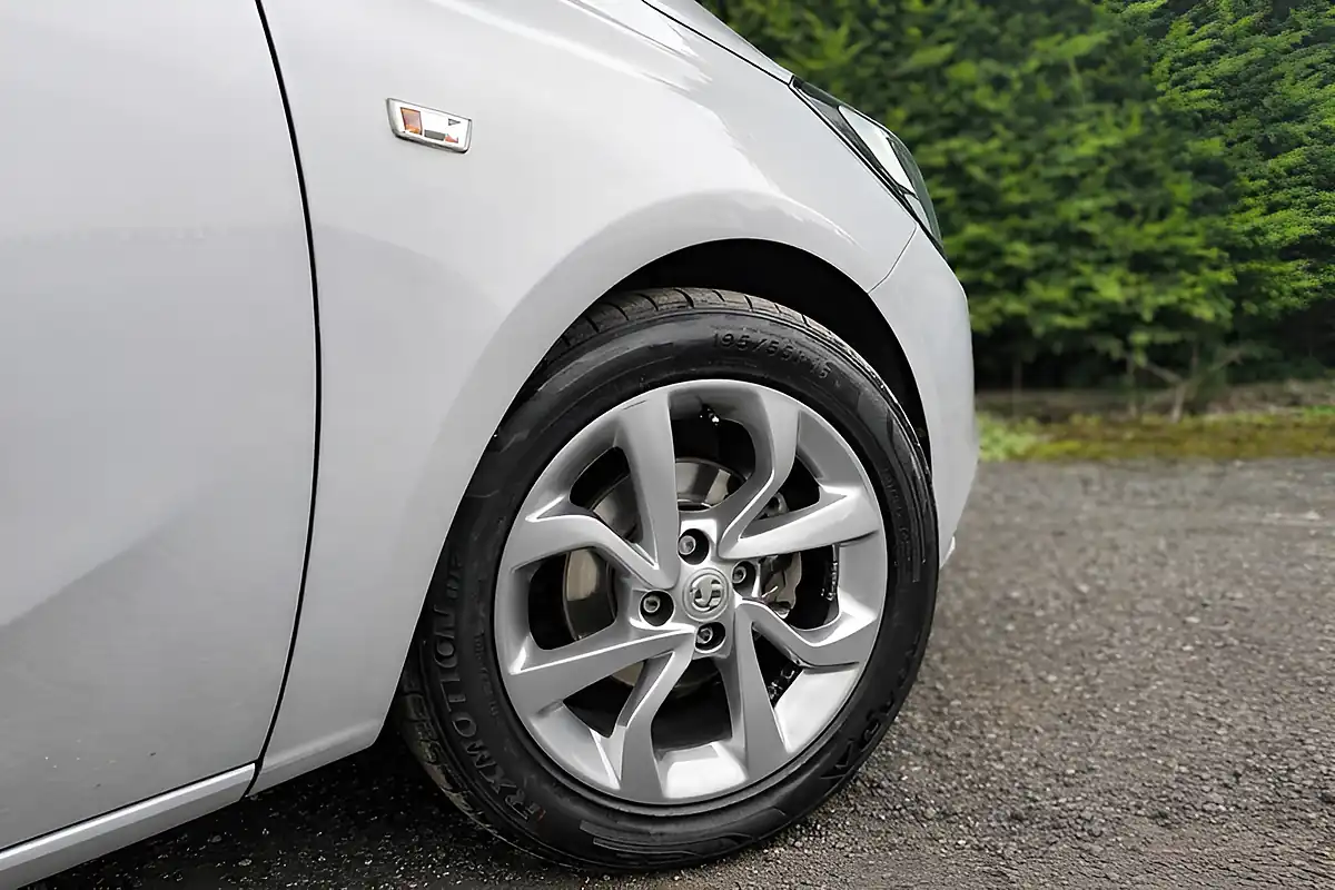 Used 2019 Vauxhall Corsa Energy White - Interior and Exterior details 14