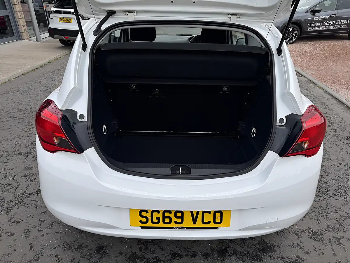Used 2019 Vauxhall Corsa Energy White - Interior and Exterior details 7
