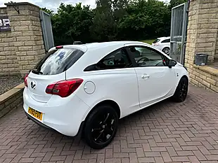 Used 2019 Vauxhall Corsa Griffin Arctic White - Interior and Exterior details 12