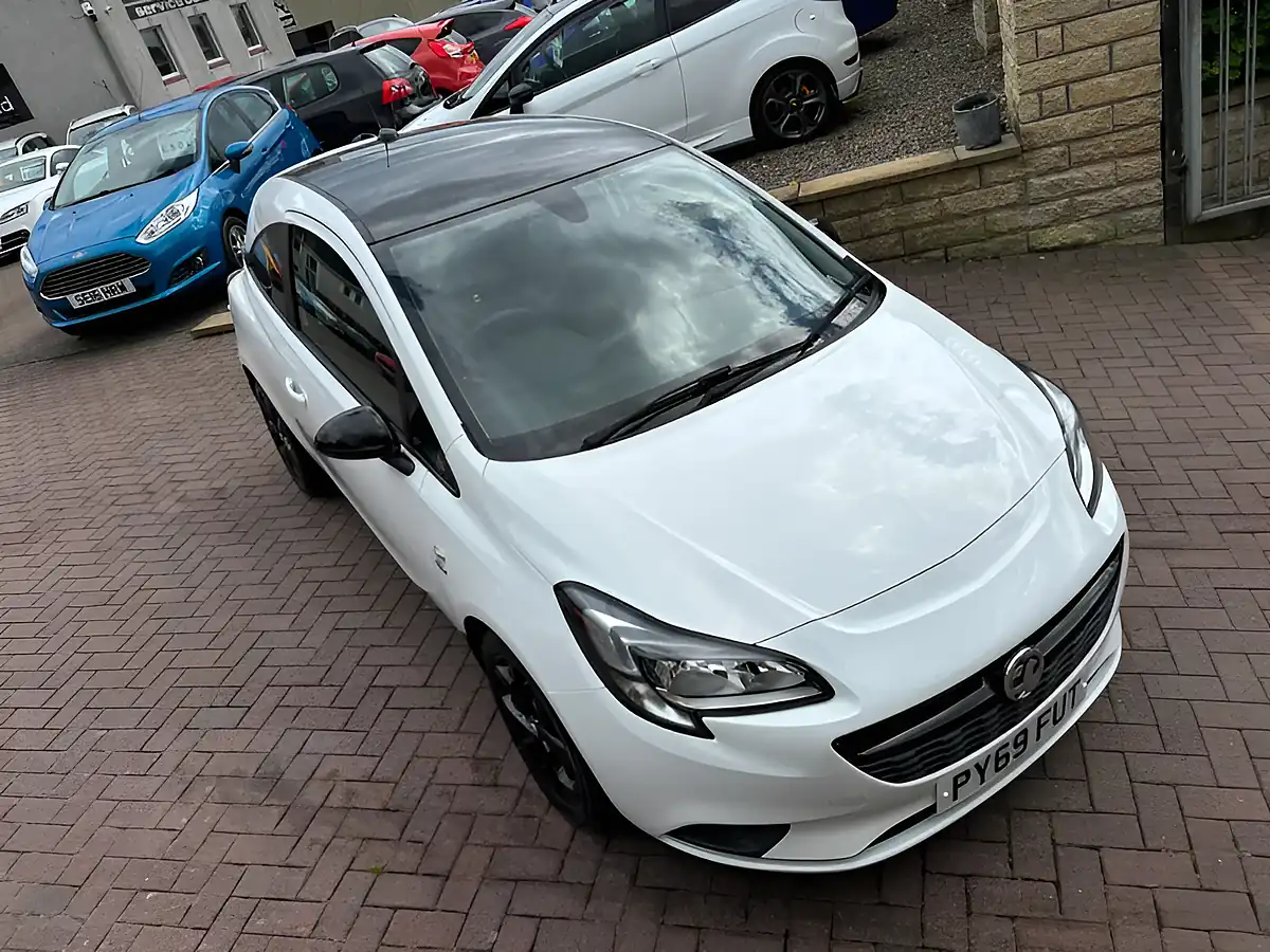 Used 2019 Vauxhall Corsa Griffin Arctic White - Interior and Exterior details 15