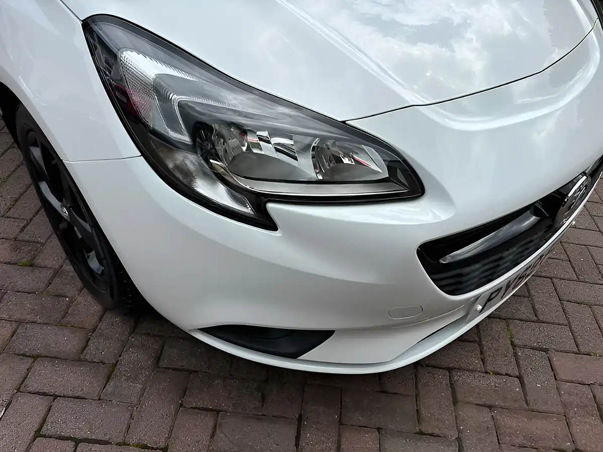 Used 2019 Vauxhall Corsa Griffin Arctic White - Interior and Exterior details 18