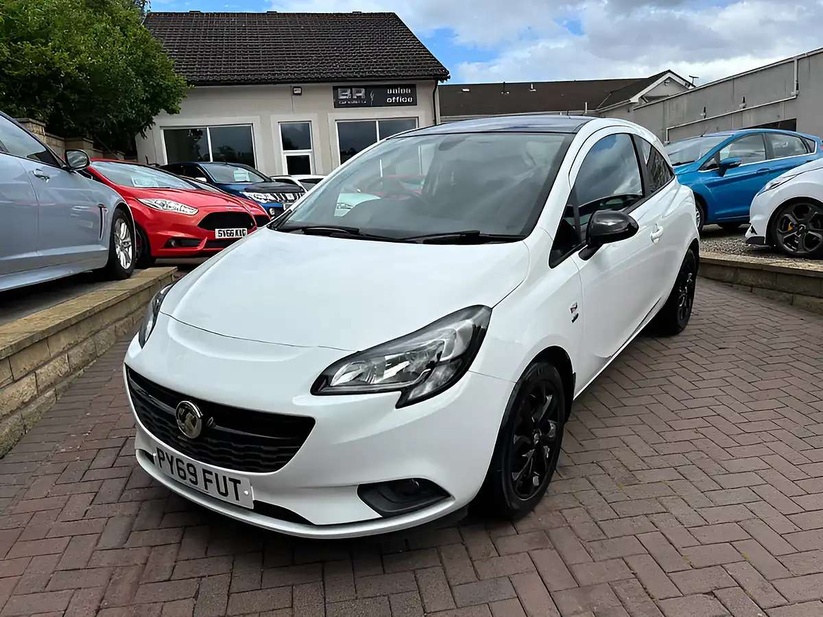 Used 2019 Vauxhall Corsa Griffin Arctic White - Interior and Exterior details 4