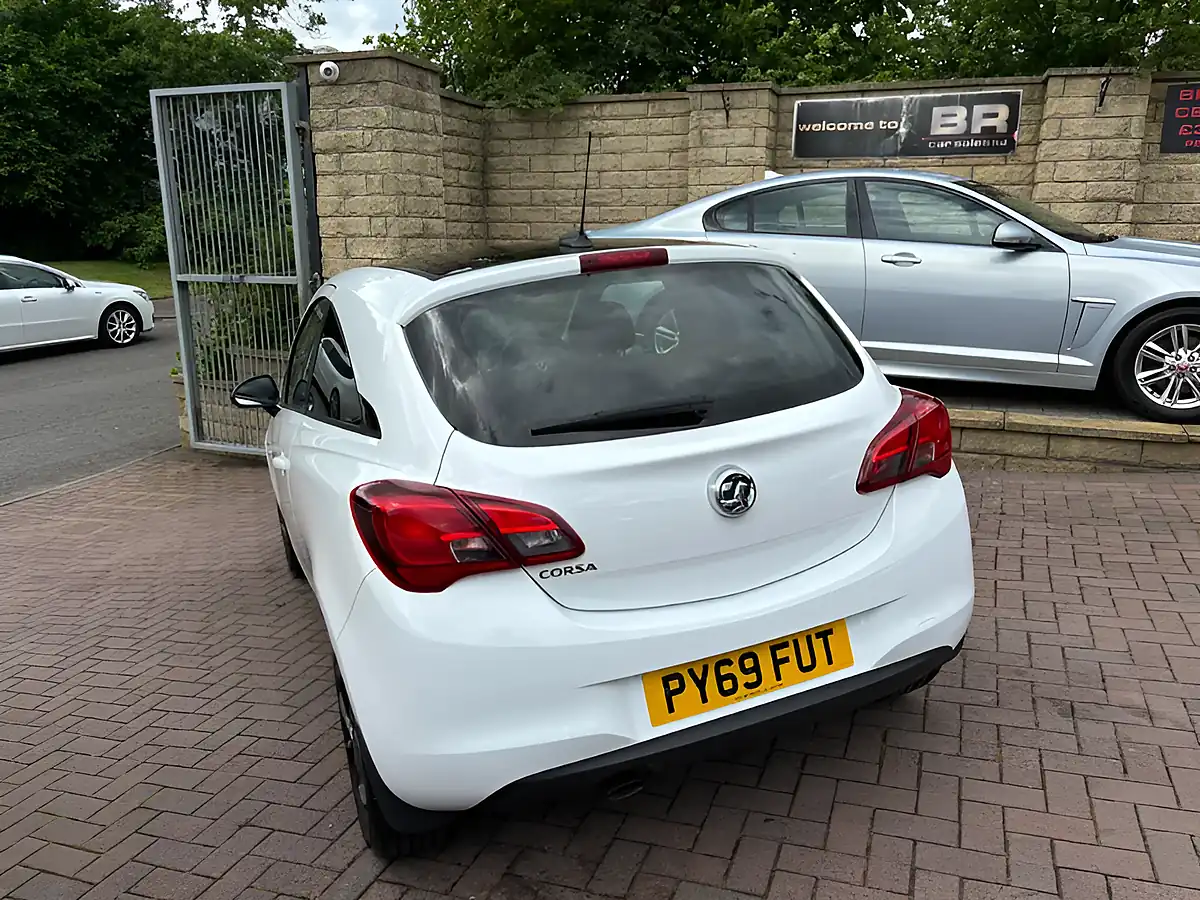 Used 2019 Vauxhall Corsa Griffin Arctic White - Interior and Exterior details 9