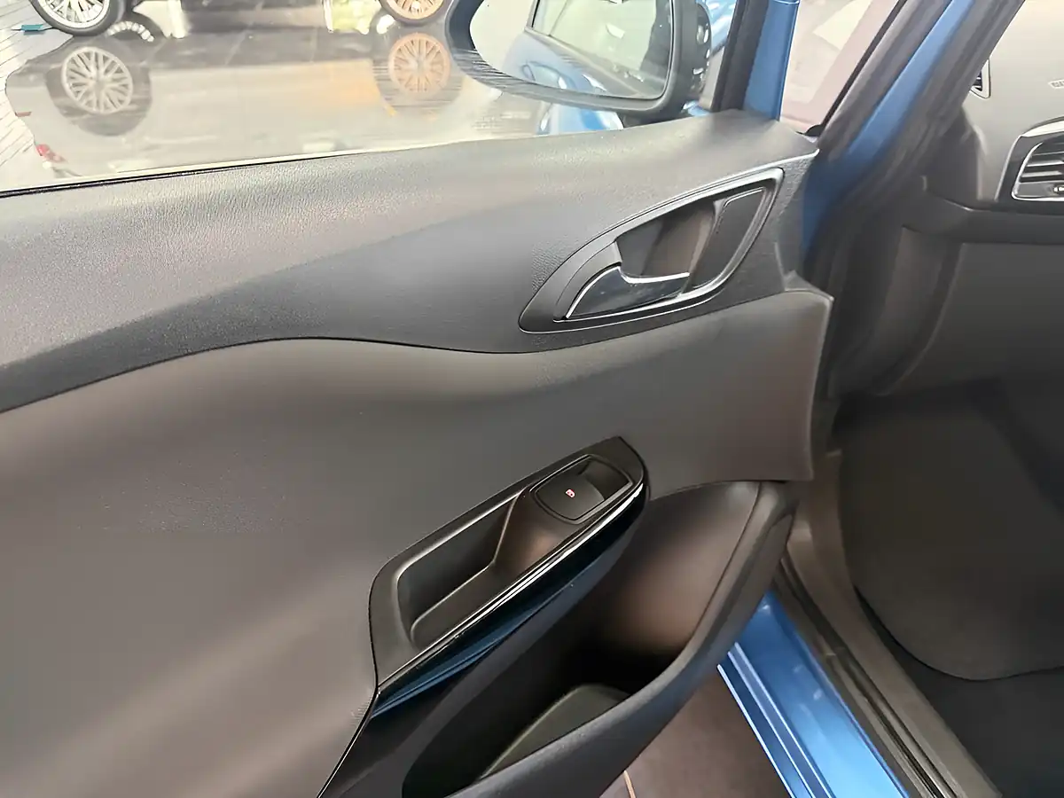 Used 2019 Vauxhall Corsa Griffin Blue - Interior and Exterior details 10