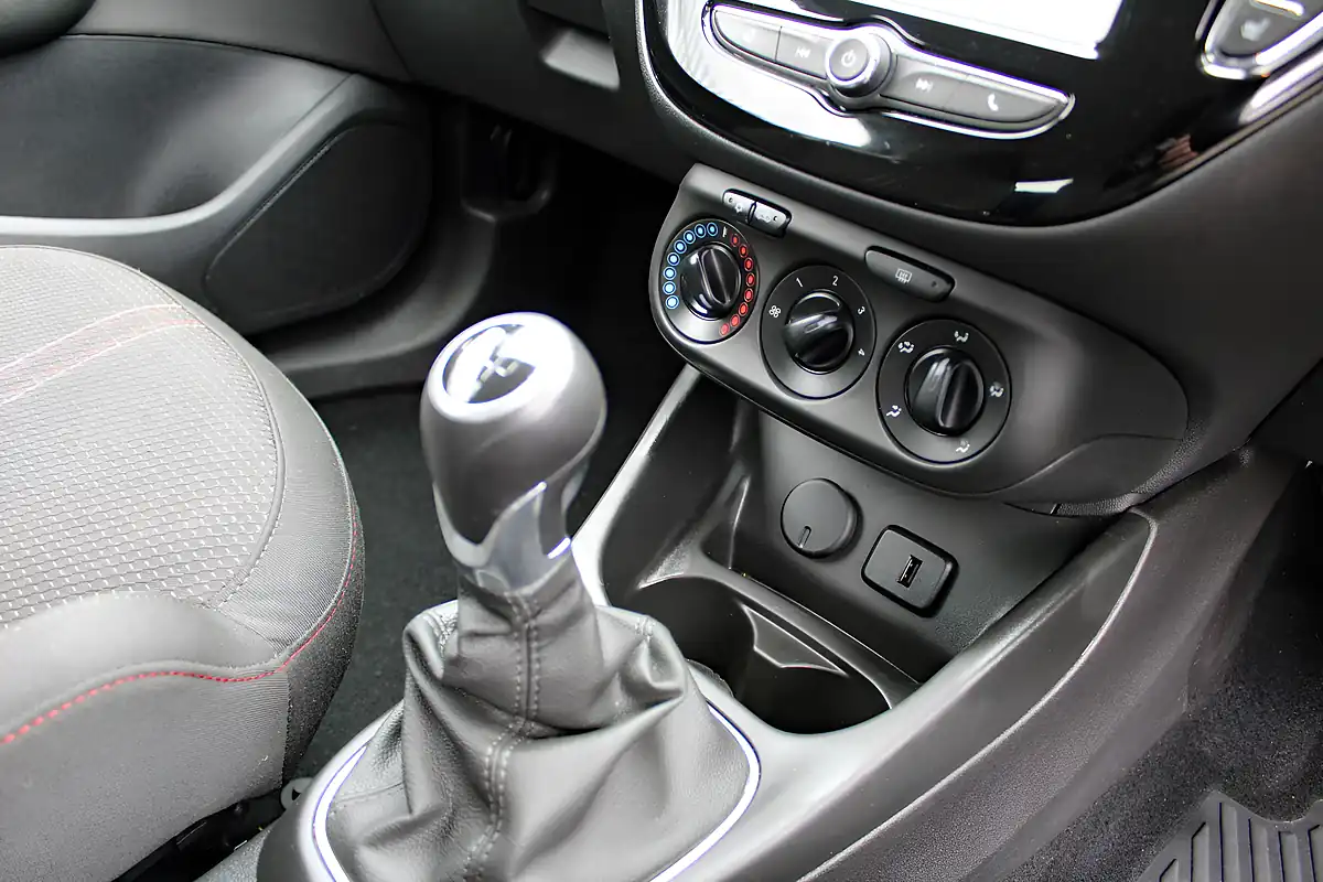 Used 2019 Vauxhall Corsa Griffin Blue - Interior and Exterior details 16
