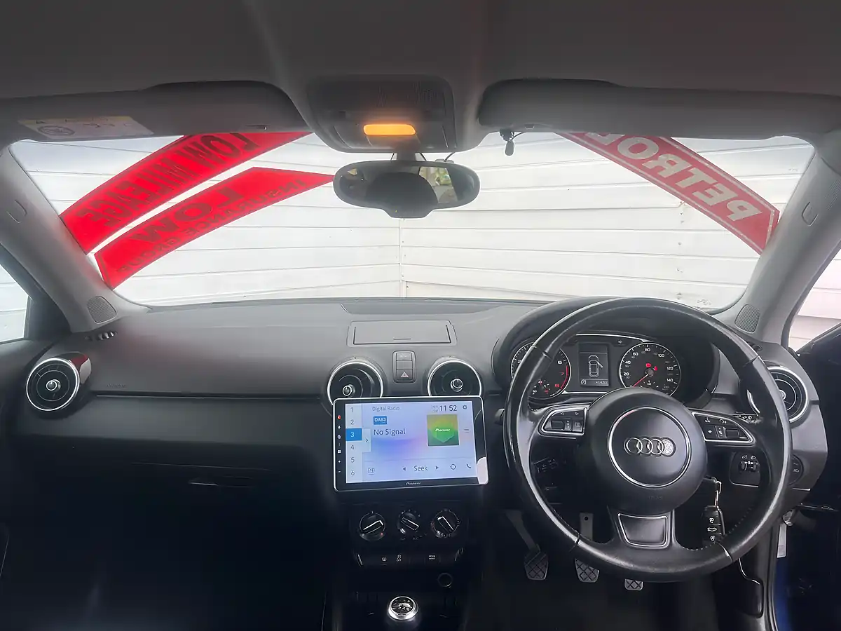 Used 2019 Vauxhall Corsa Griffin Grey - Interior and Exterior details 17