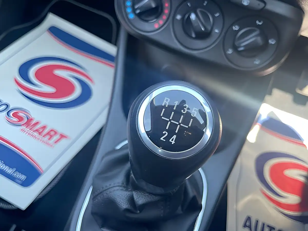 Used 2019 Vauxhall Corsa Griffin Silver - Interior and Exterior details 15
