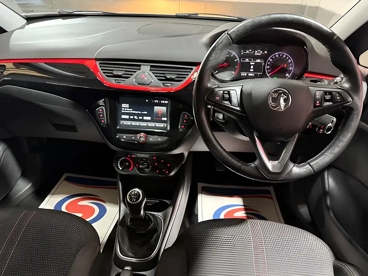 Used 2019 Vauxhall Corsa Griffin Silver - Interior and Exterior details 12