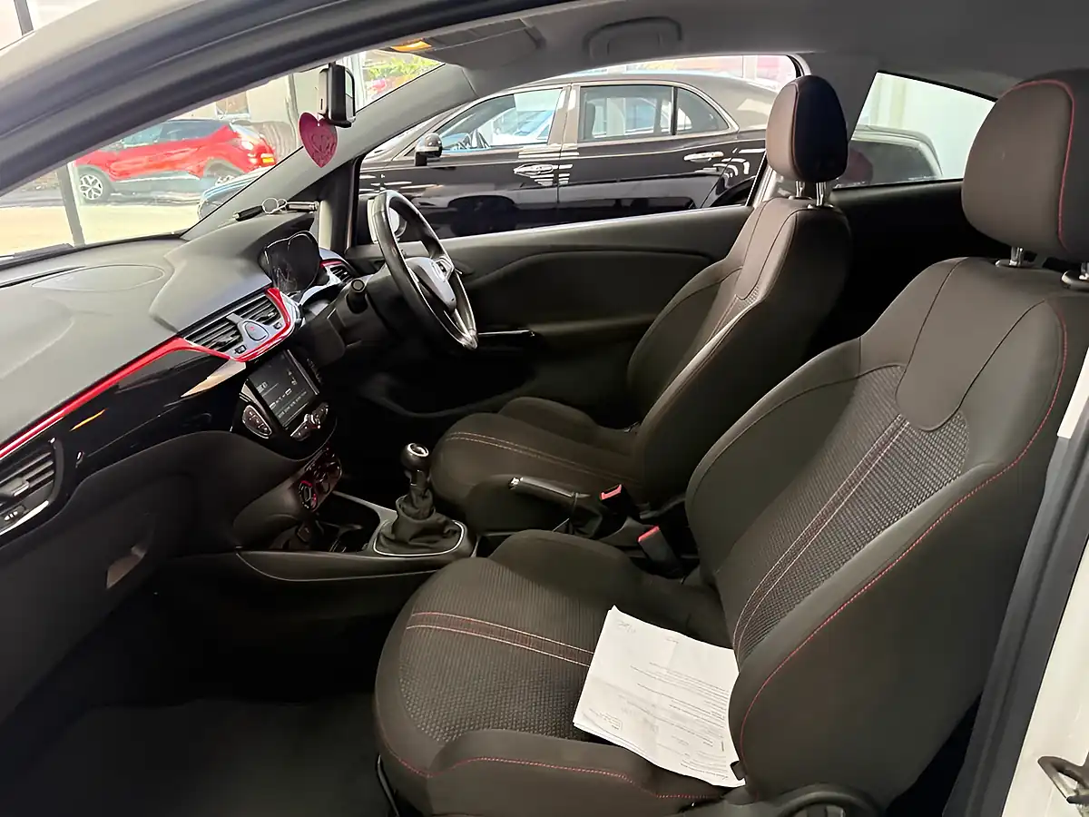Used 2019 Vauxhall Corsa Griffin White - Interior and Exterior details 10