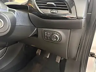 Used 2019 Vauxhall Corsa Griffin White - Interior and Exterior details 20