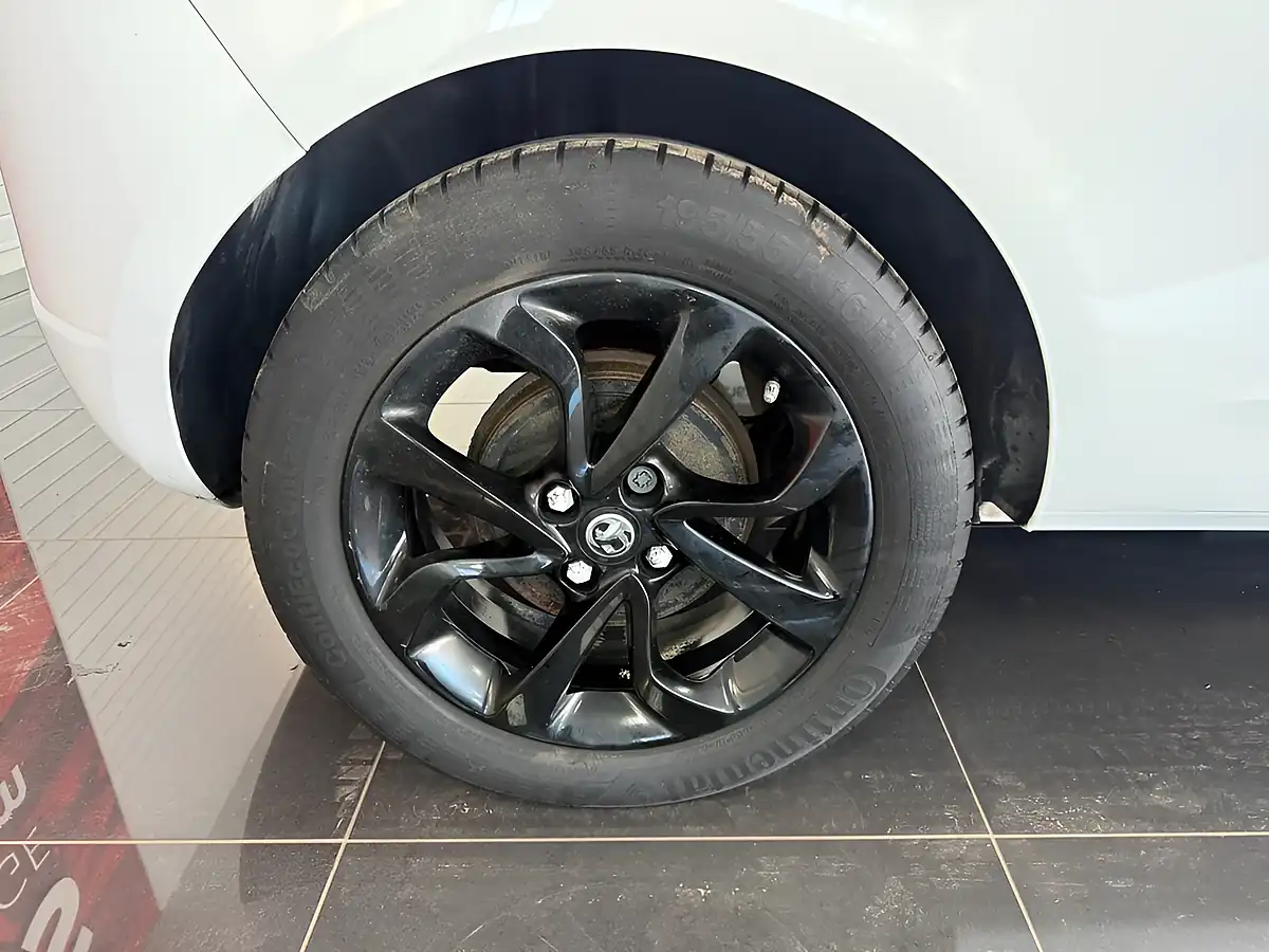 Used 2019 Vauxhall Corsa Griffin White - Interior and Exterior details 3