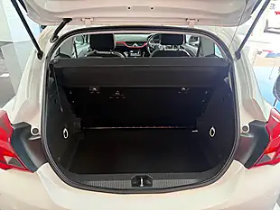 Used 2019 Vauxhall Corsa Griffin White - Interior and Exterior details 5