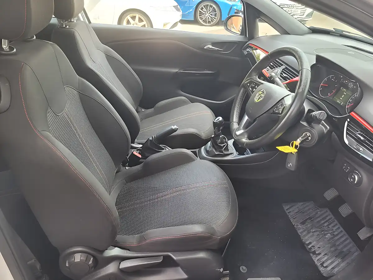 Used 2019 Vauxhall Corsa Griffin White - Interior and Exterior details 17