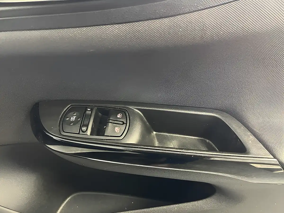 Used 2019 Vauxhall Corsa Griffin White - Interior and Exterior details 12