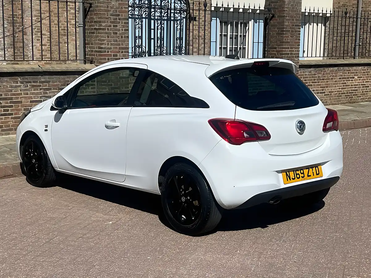 Used 2019 Vauxhall Corsa Griffin White - Interior and Exterior details 20