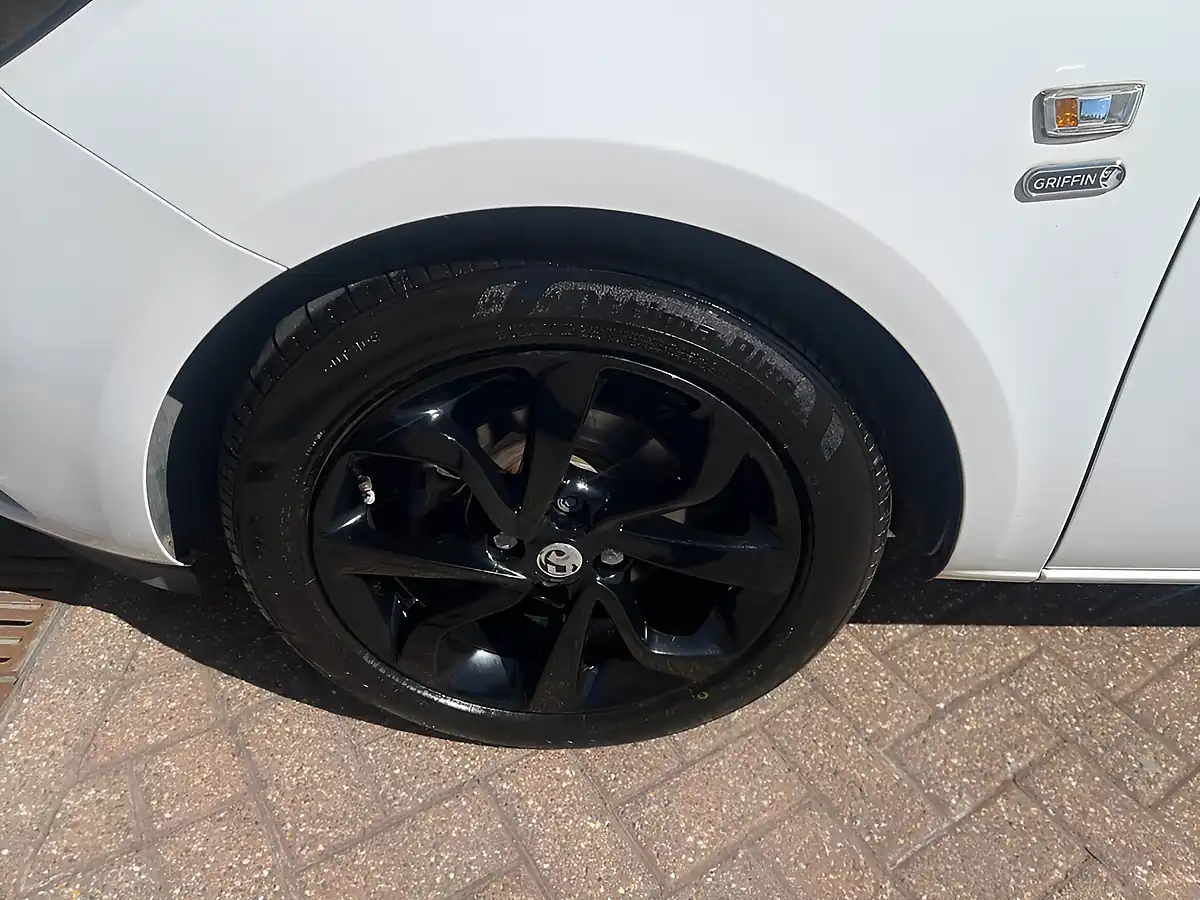 Used 2019 Vauxhall Corsa Griffin White - Interior and Exterior details 8