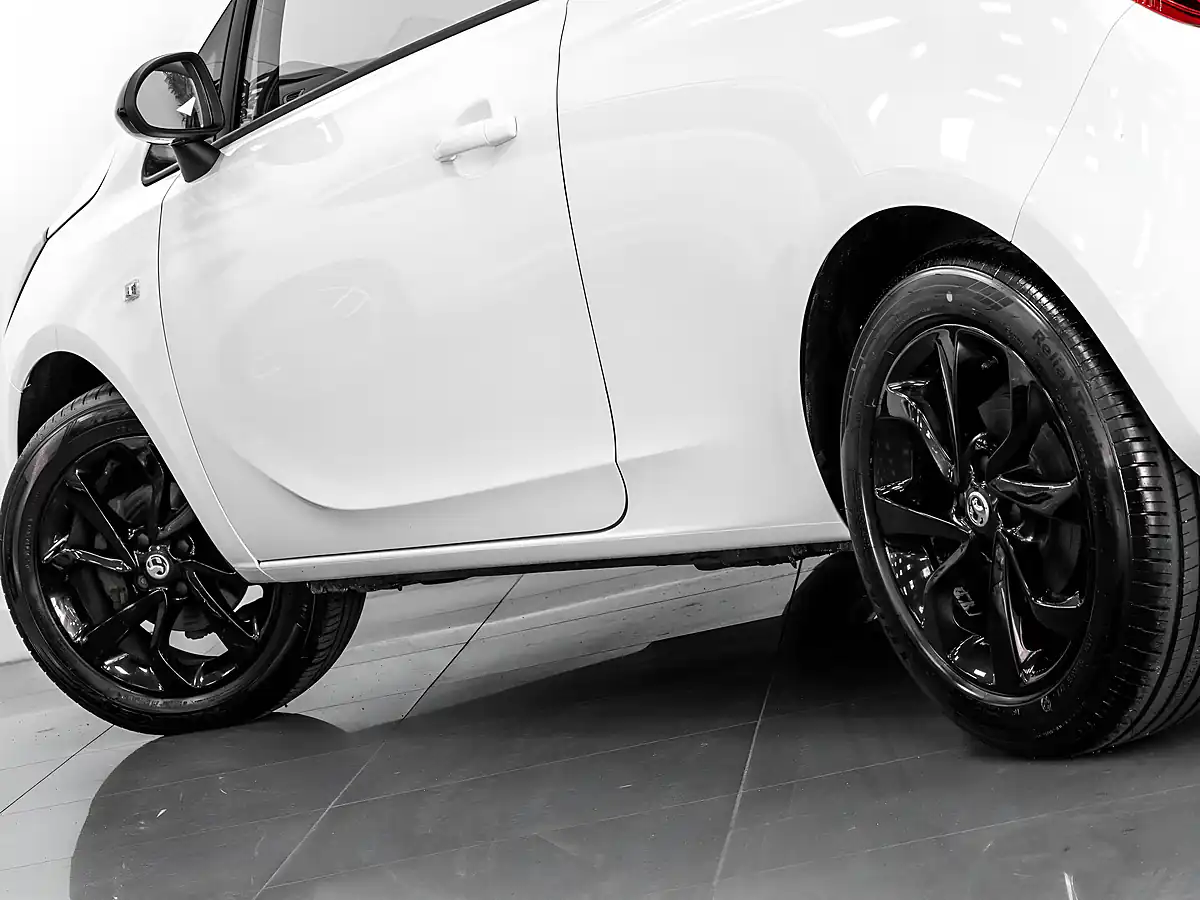 Used 2019 Vauxhall Corsa Griffin White - Interior and Exterior details 10