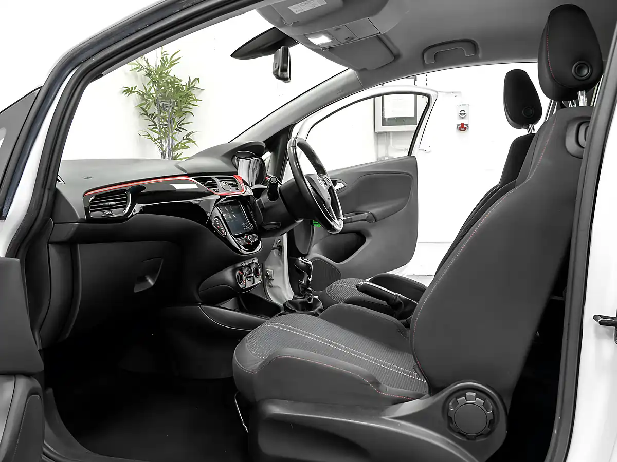 Used 2019 Vauxhall Corsa Griffin White - Interior and Exterior details 12