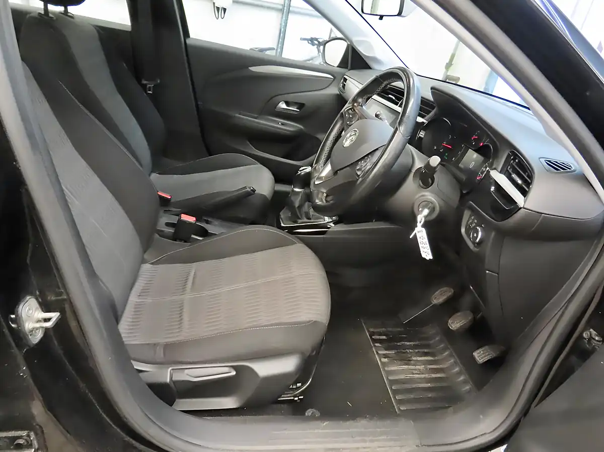 Used 2019 Vauxhall Corsa Se Nav Black - Interior and Exterior details 7
