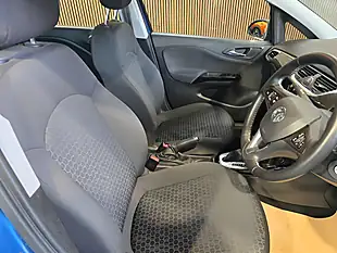 Used 2019 Vauxhall Corsa Se Nav Blue - Interior and Exterior details 14