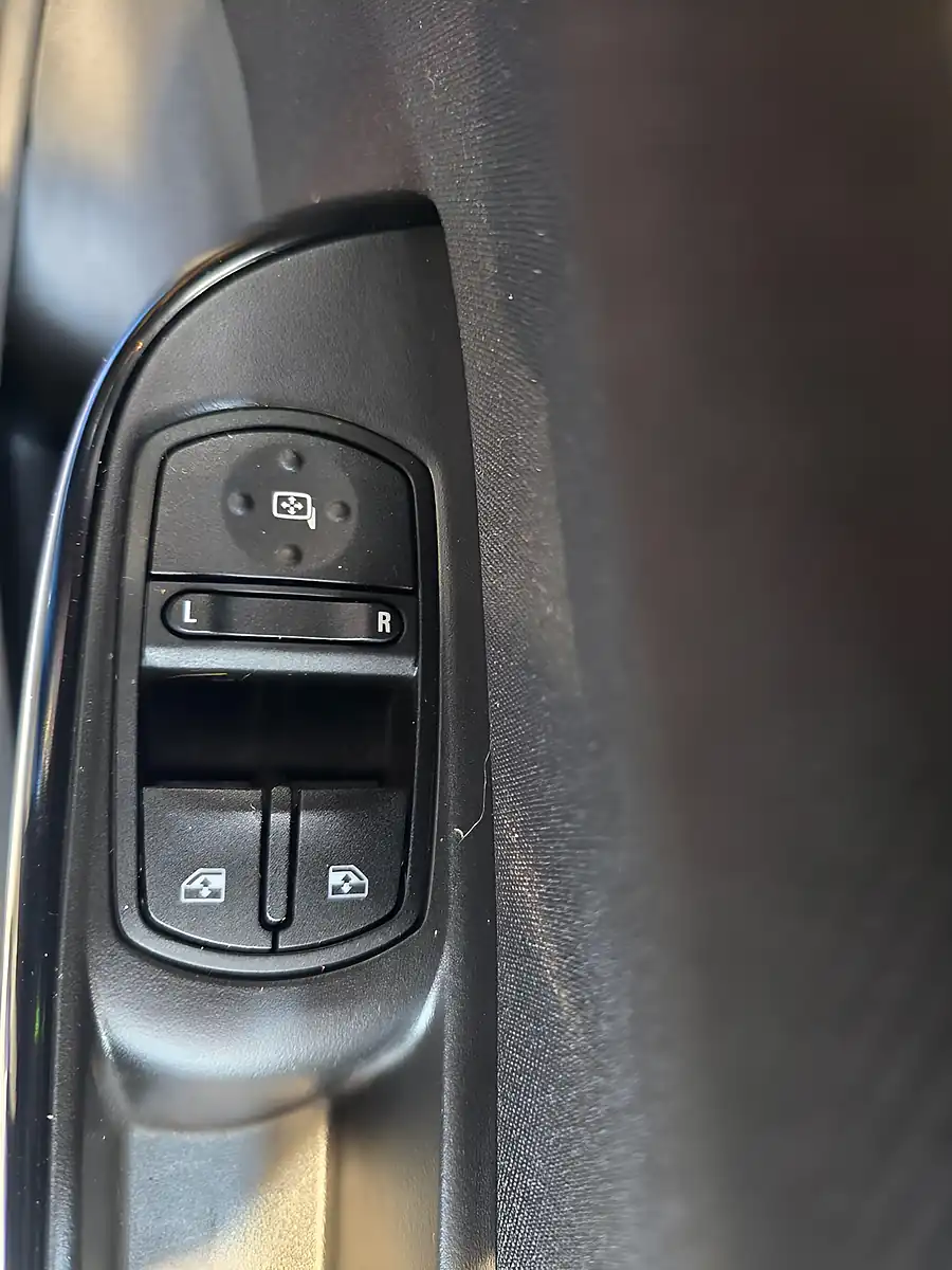 Used 2019 Vauxhall Corsa Se Nav Blue - Interior and Exterior details 18