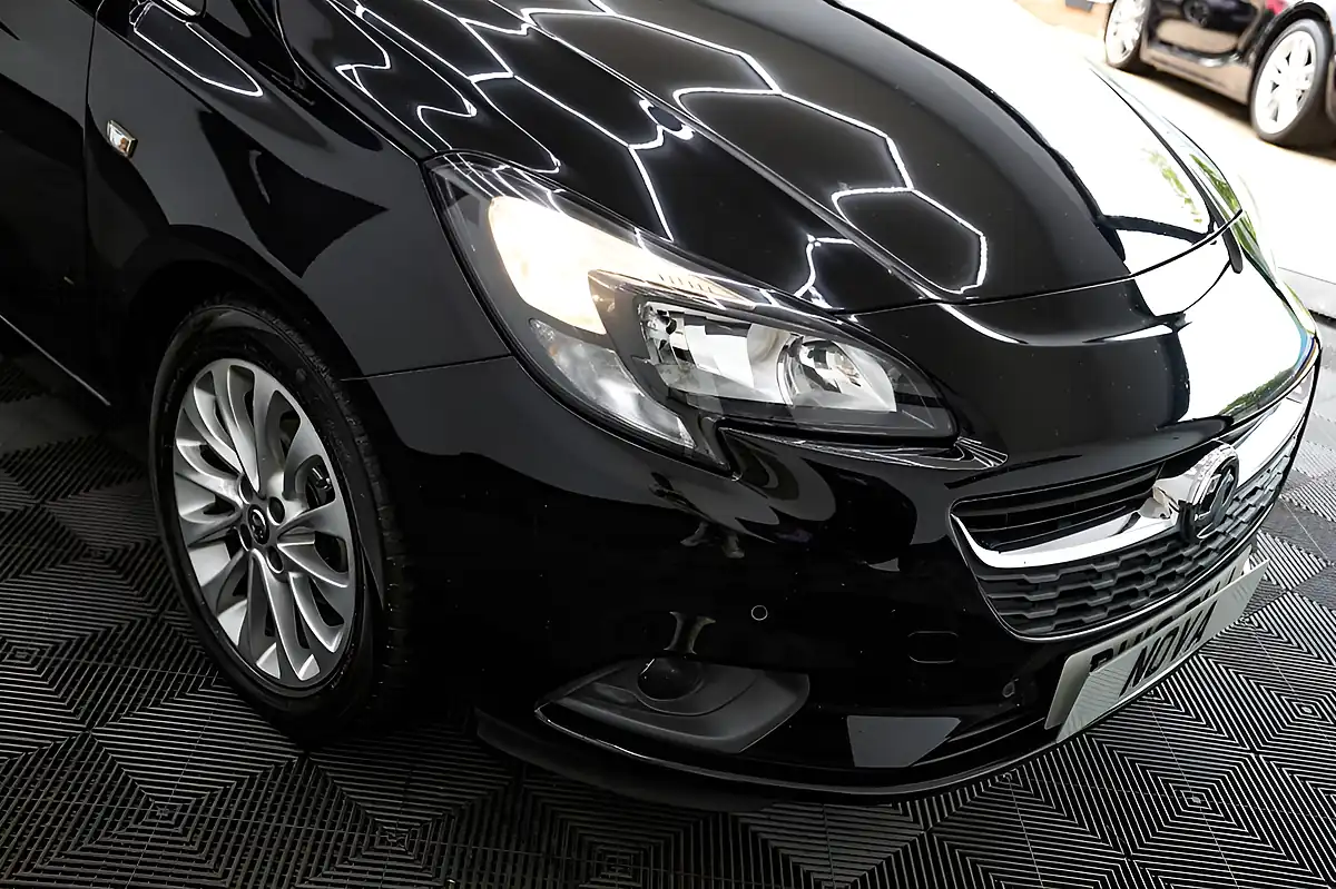 Used 2019 Vauxhall Corsa Se Nav Mineral Black - Interior and Exterior details 16