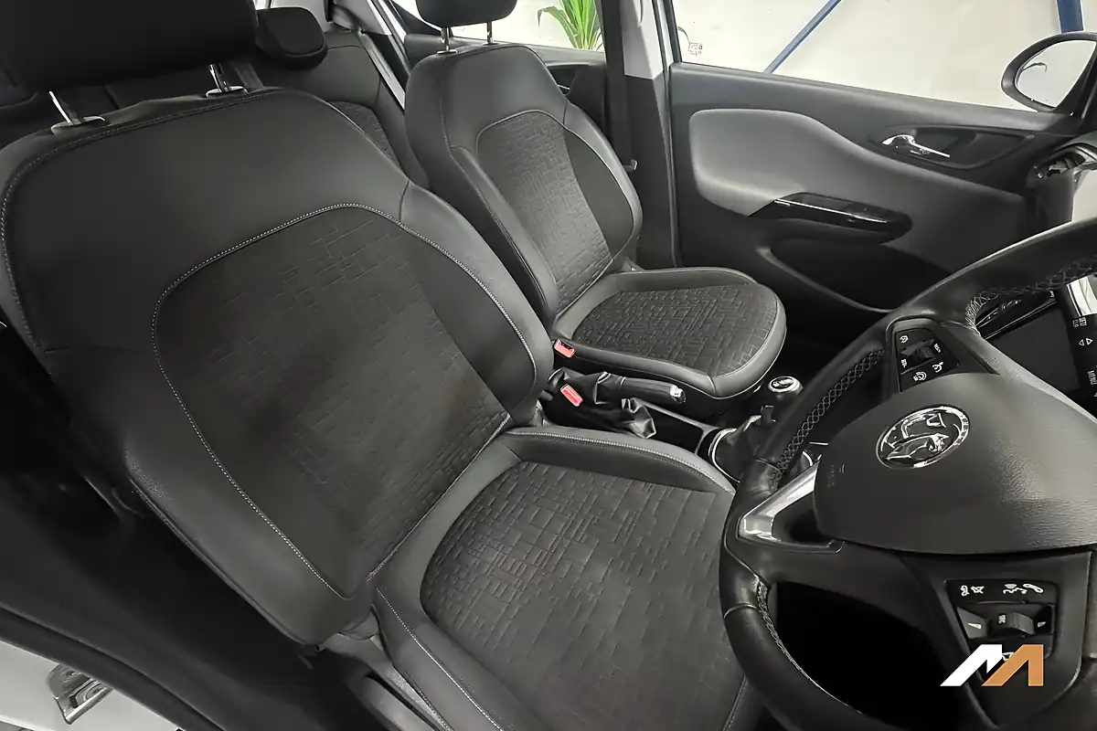 Used 2019 Vauxhall Corsa Se Nav Summit White - Interior and Exterior details 17