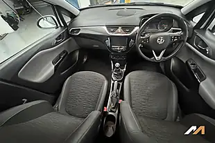 Used 2019 Vauxhall Corsa Se Nav Summit White - Interior and Exterior details 4