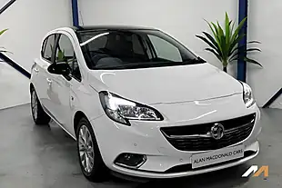 Used 2019 Vauxhall Corsa Se Nav Summit White - Interior and Exterior details 5