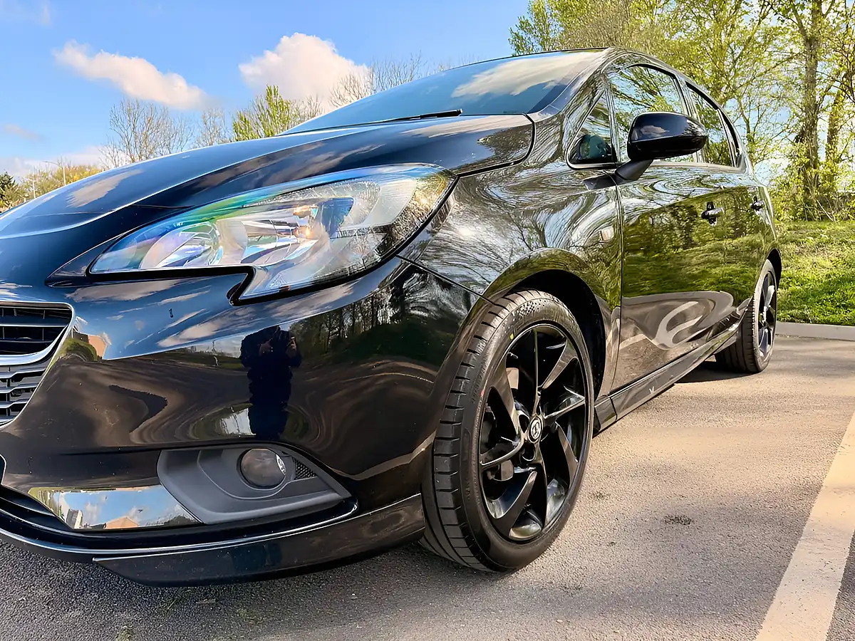 Used 2019 Vauxhall Corsa Sri Vx Line Nav Black - Interior and Exterior details 5