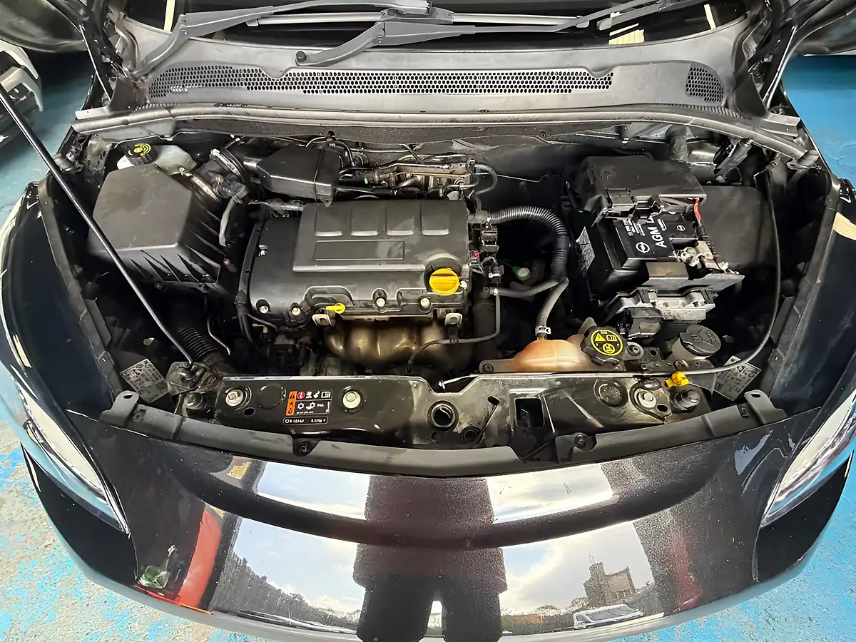 Used 2019 Vauxhall Corsa Sri Vx-Line Nav Black - Interior and Exterior details 5
