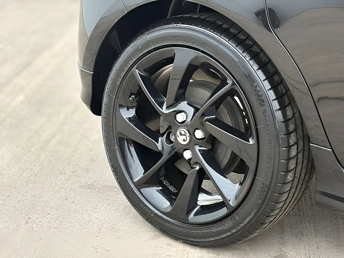 Used 2019 Vauxhall Corsa Sri Vx-Line Nav Mineral Black - Interior and Exterior details 10