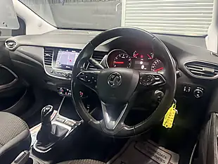 Used 2019 Vauxhall Crossland X Business Edition Nav Black - Interior and Exterior details 11