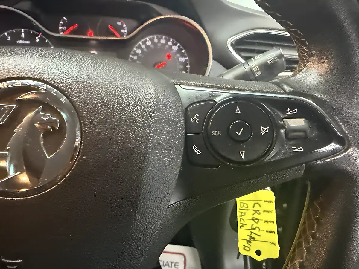 Used 2019 Vauxhall Crossland X Business Edition Nav Black - Interior and Exterior details 17