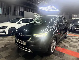 Used 2019 Vauxhall Crossland X Business Edition Nav Black - Interior and Exterior details 5