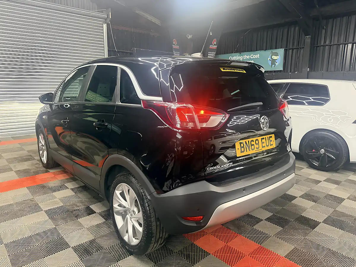 Used 2019 Vauxhall Crossland X Business Edition Nav Black - Interior and Exterior details 7