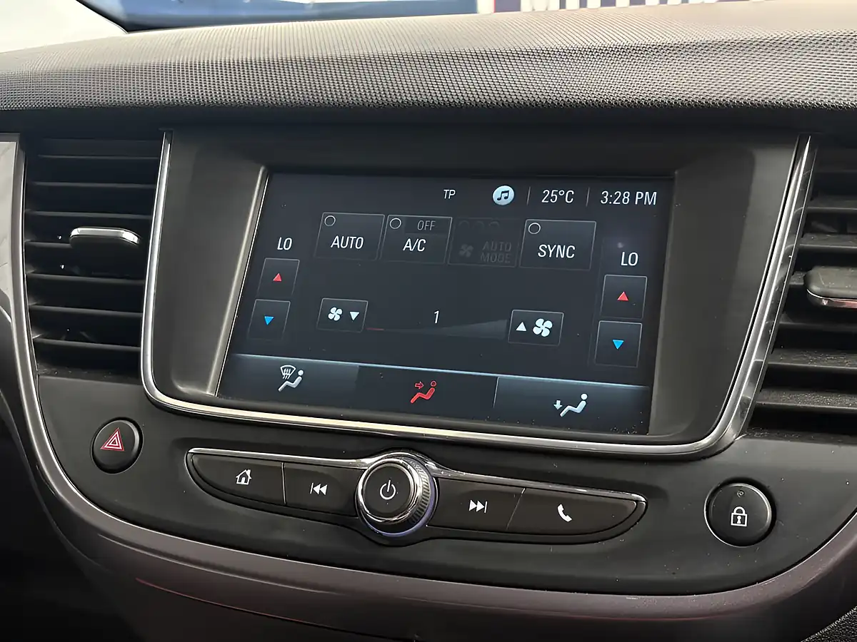 Used 2019 Vauxhall Crossland X Elite Grey - Interior and Exterior details 14