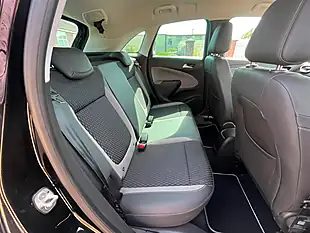 Used 2019 Vauxhall Crossland X Elite Nav Black - Interior and Exterior details 10