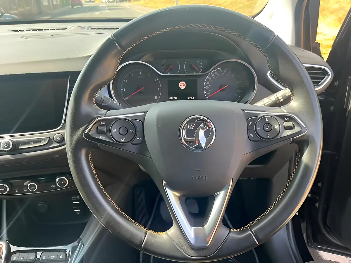 Used 2019 Vauxhall Crossland X Elite Nav Black - Interior and Exterior details 14