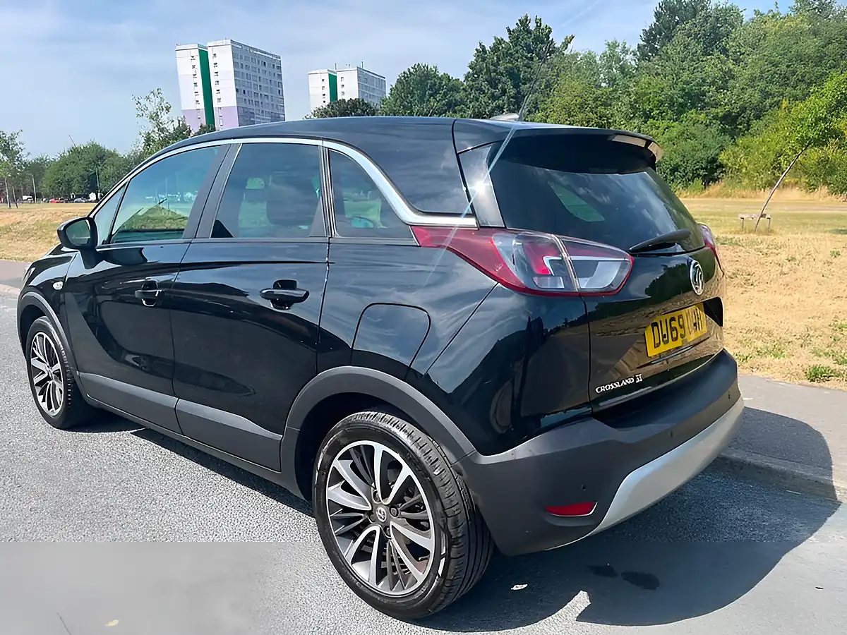 Used 2019 Vauxhall Crossland X Elite Nav Black - Interior and Exterior details 3