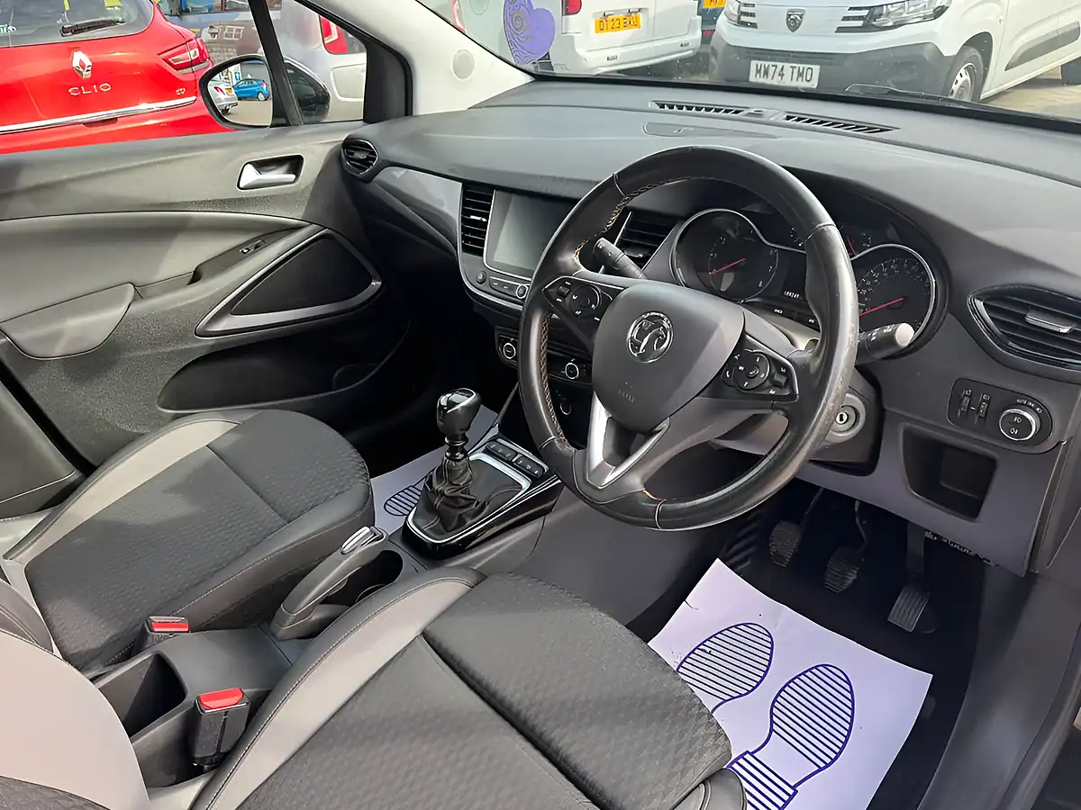 Used 2019 Vauxhall Crossland X Elite Nav Black - Interior and Exterior details 10